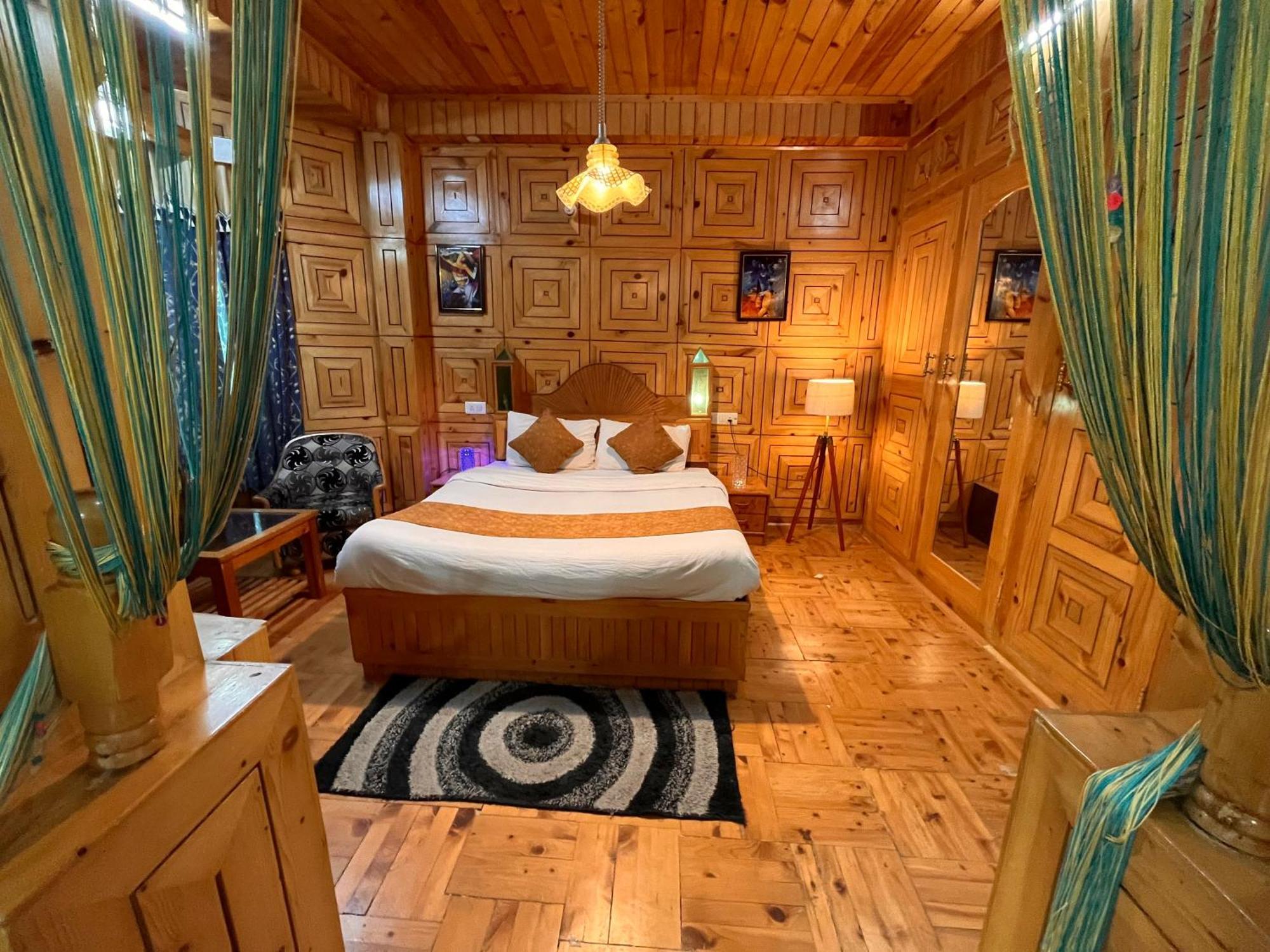 Woods Villa Cottage, Manali Zewnętrze zdjęcie
