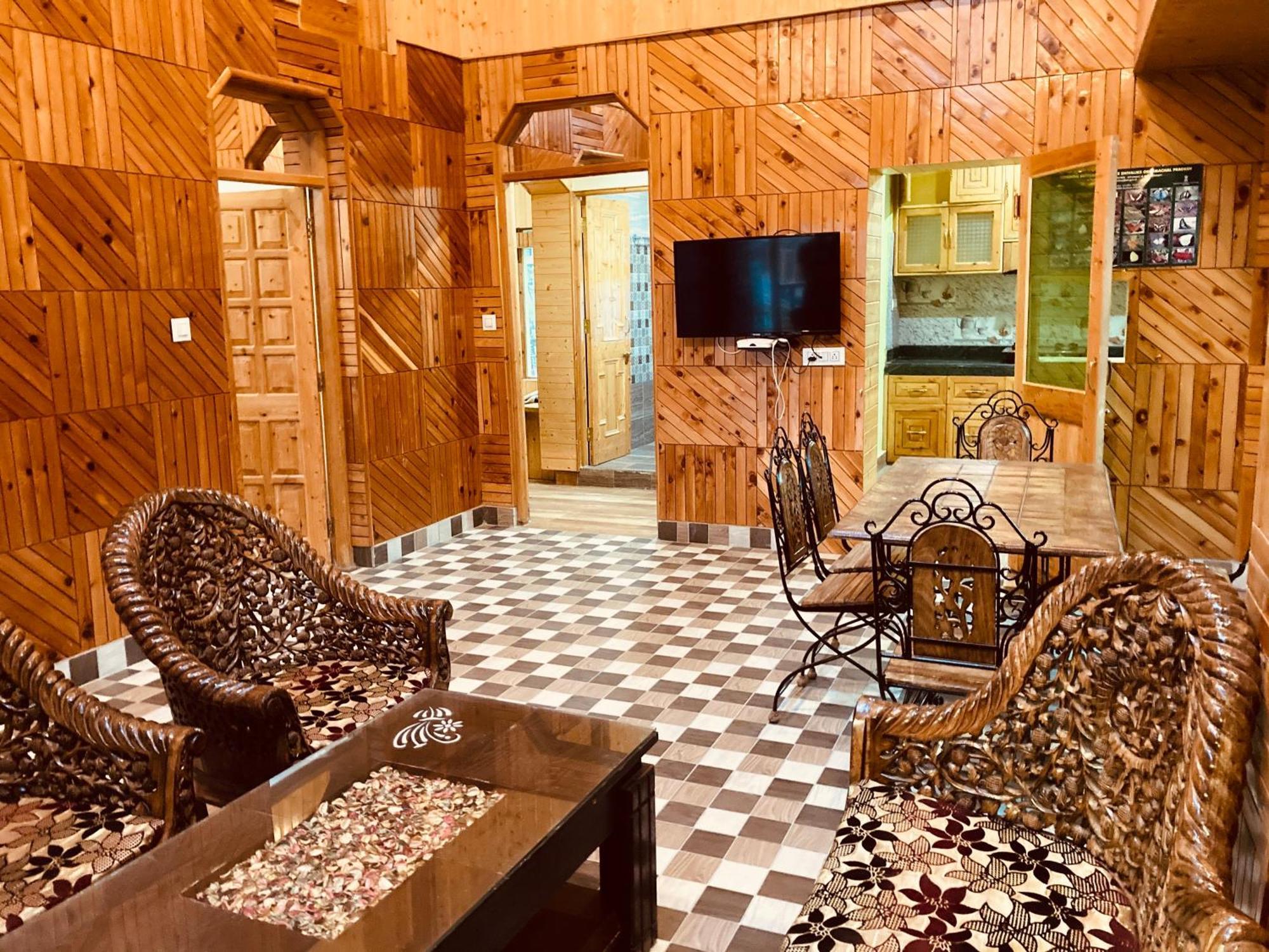 Woods Villa Cottage, Manali Zewnętrze zdjęcie